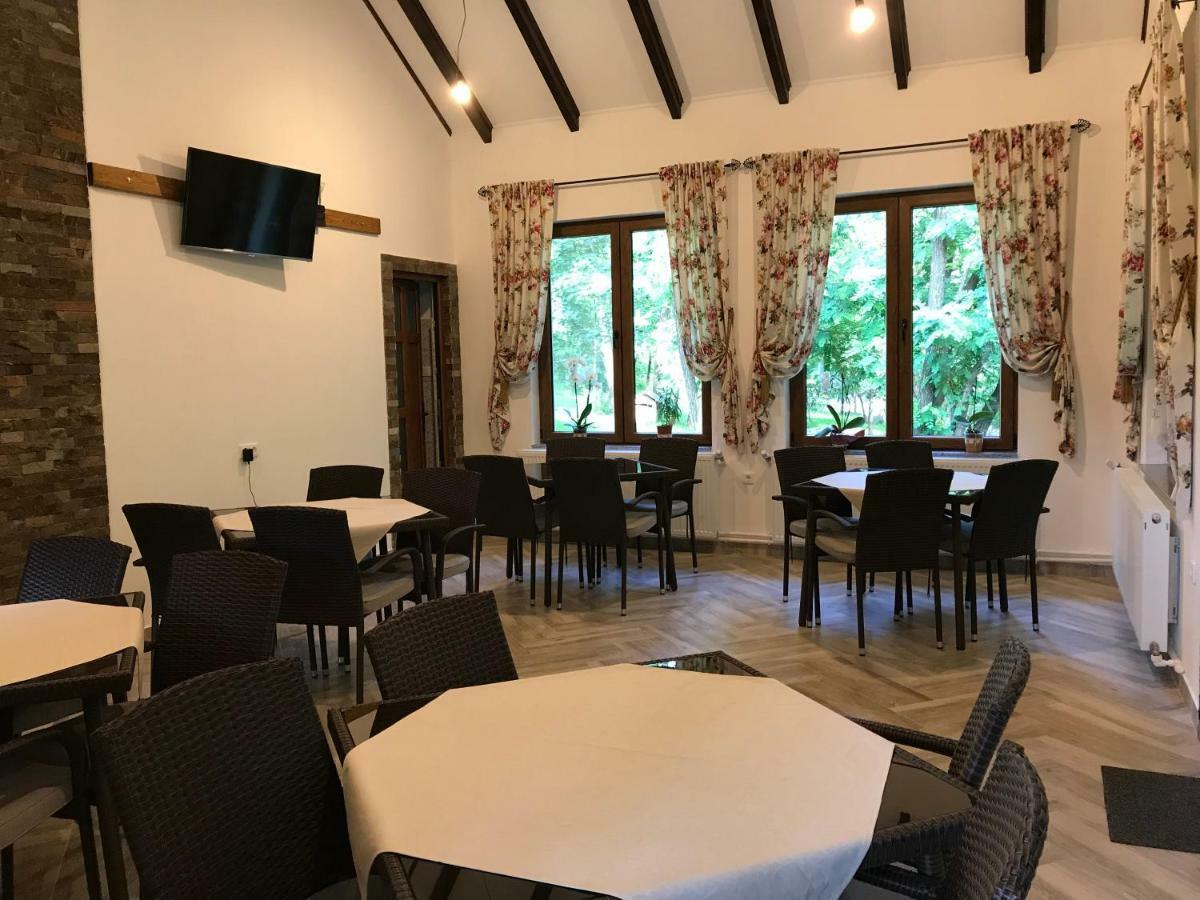 Patakmenti Panzio Spa Corund  Extérieur photo